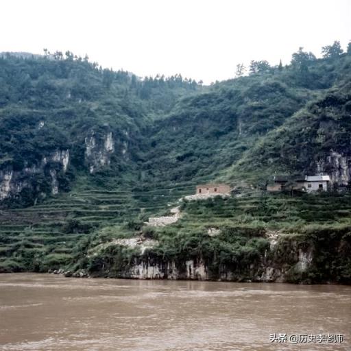 长江三峡指哪三峡 长江三峡指哪三峡（长江三峡指的是哪三峡） 生活